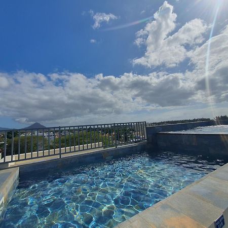 Luxury Retreat At Aqua Breeze Apartment, Flic-en-Flacq Eksteriør billede